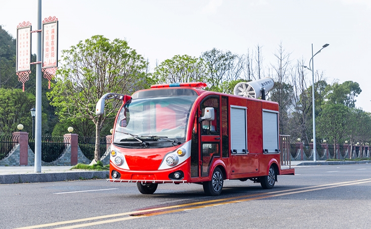 2座除塵車，道路降塵霧炮車